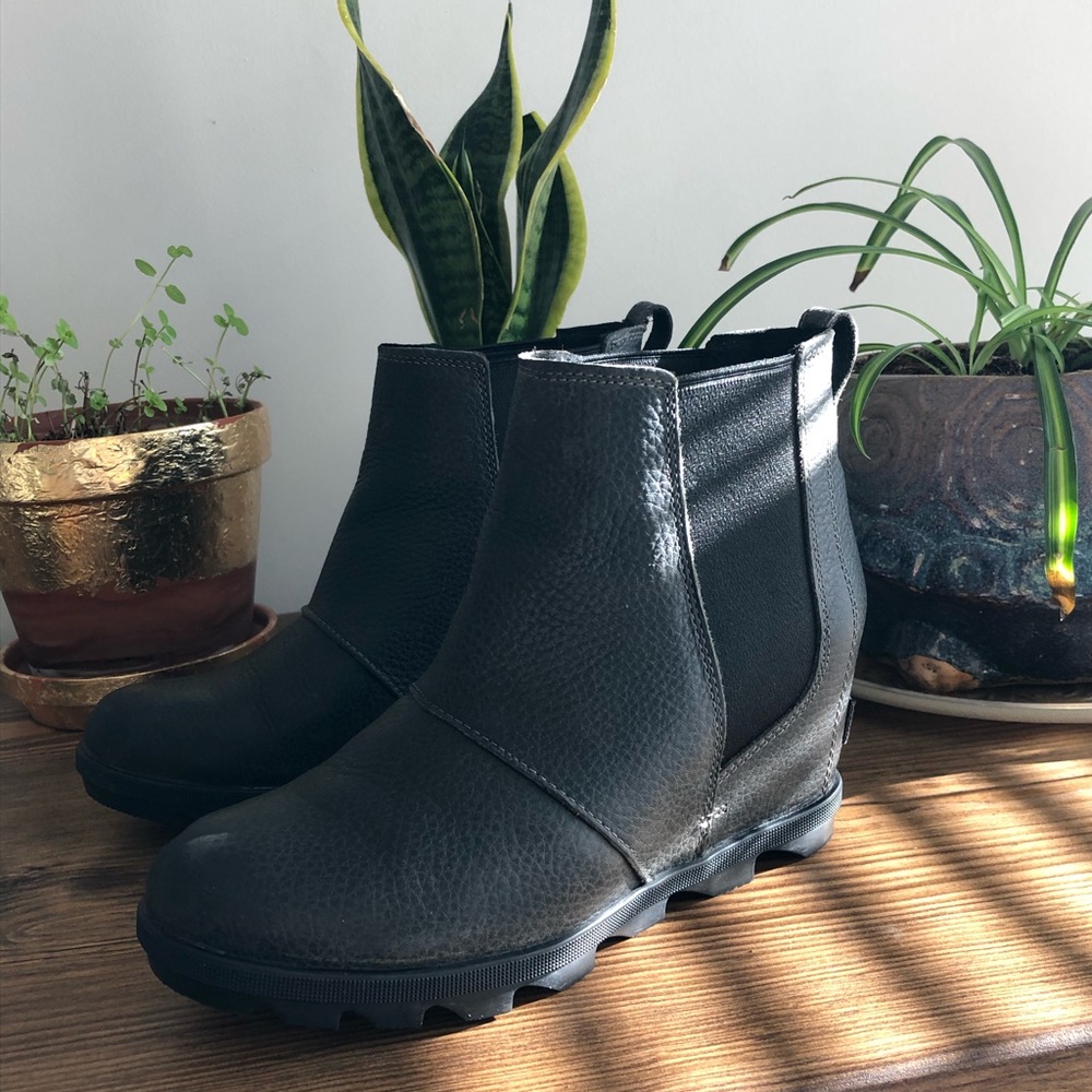 Sorel Joan of Arctic Wedge II Chelsea Wedge Bootie